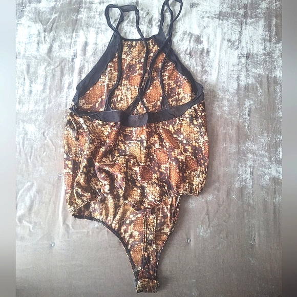 NWOT- Free People Intimately Nights Out High-Neck Bodysuit - Picture 5 of 10